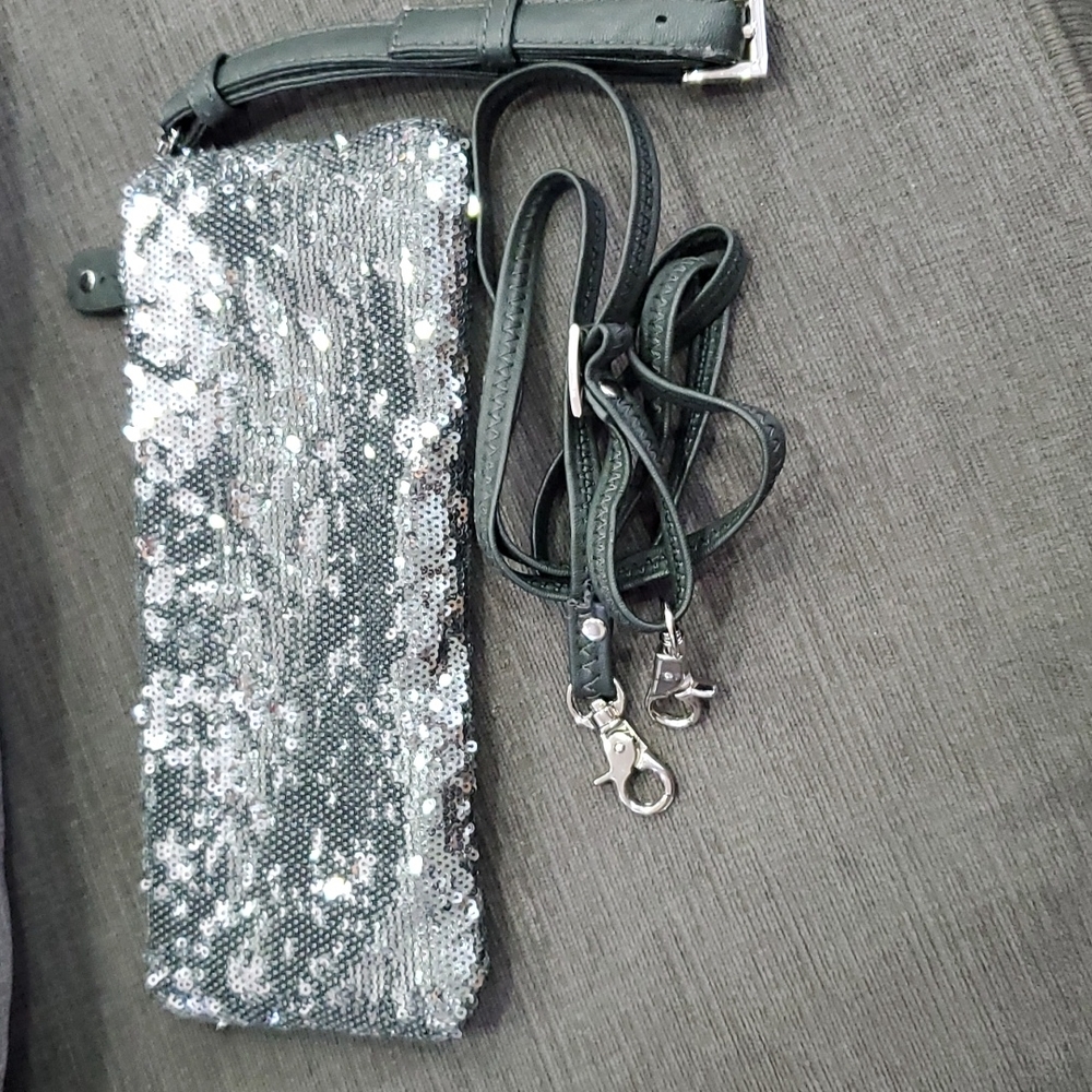 💥50% sale💥Remi & Reid silver sequin evening bag #1261
